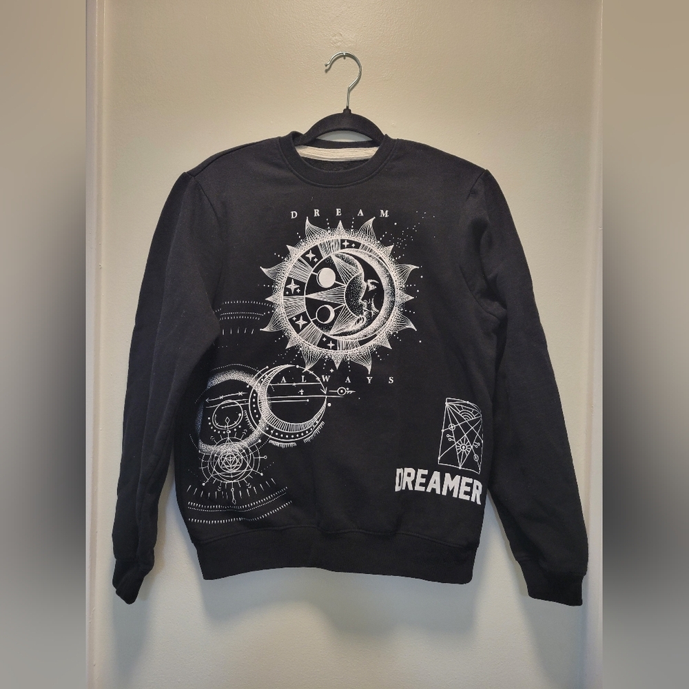 Black and White Crewneck Sweater with Graphic Design